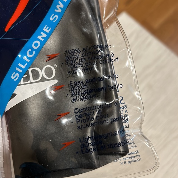 Speedo SwimCap - Picture 10 of 11